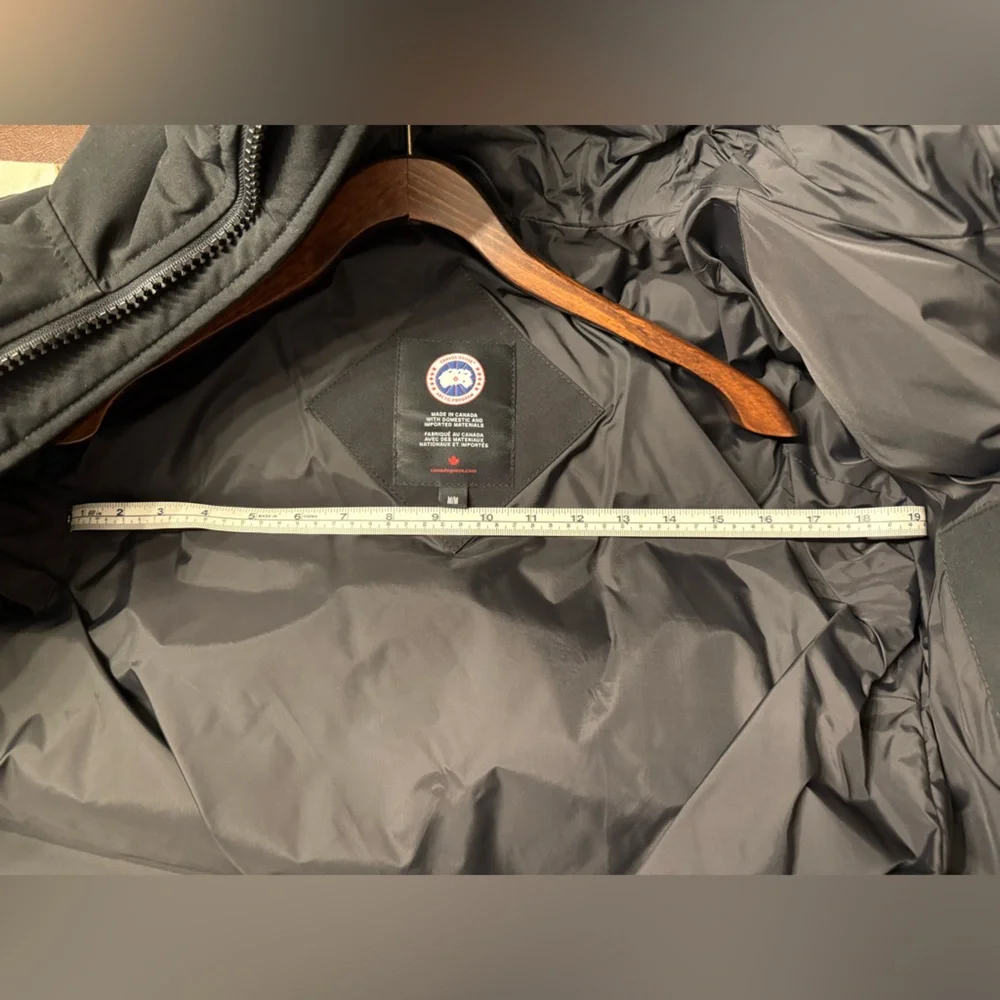 Canada Goose Men's Carson Parka Jacket - Picture 10 of 10